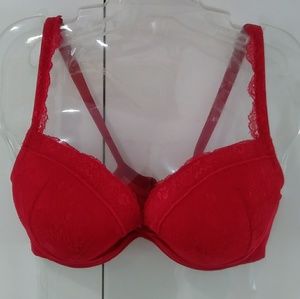 38 C Cacique bra excellent